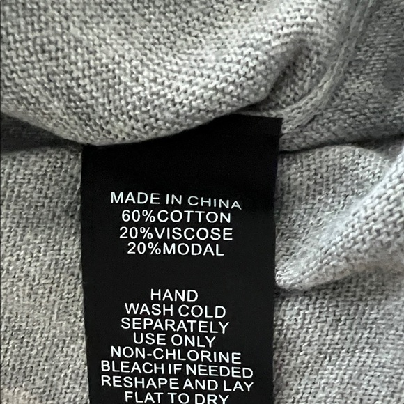 Vince Camuto Heather Gray Knit Top - Picture 4 of 4